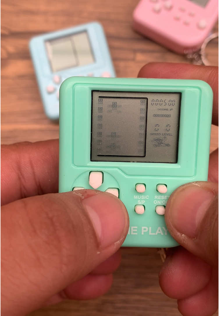 Gantungan kunci gameboy mini #mainananak #gantungankunci #giftideas 