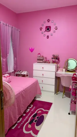 nyaman banget dikamar sendiri 😍 #RoomTour #fypage #fyppppppppppppppppppppppp 