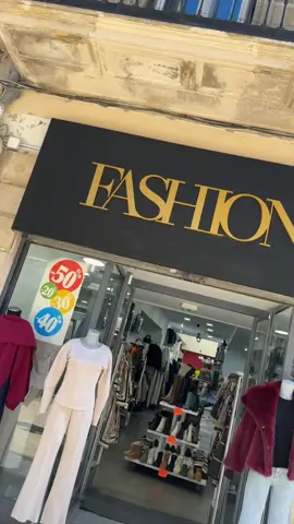 Nouveautés en boutique 🔥 on vous attend au 248 rue sainte Catherine 33000 Bordeaux #Shopping #bordeaux #pourtoi #restock #shoppingaddict #fashion #foly 