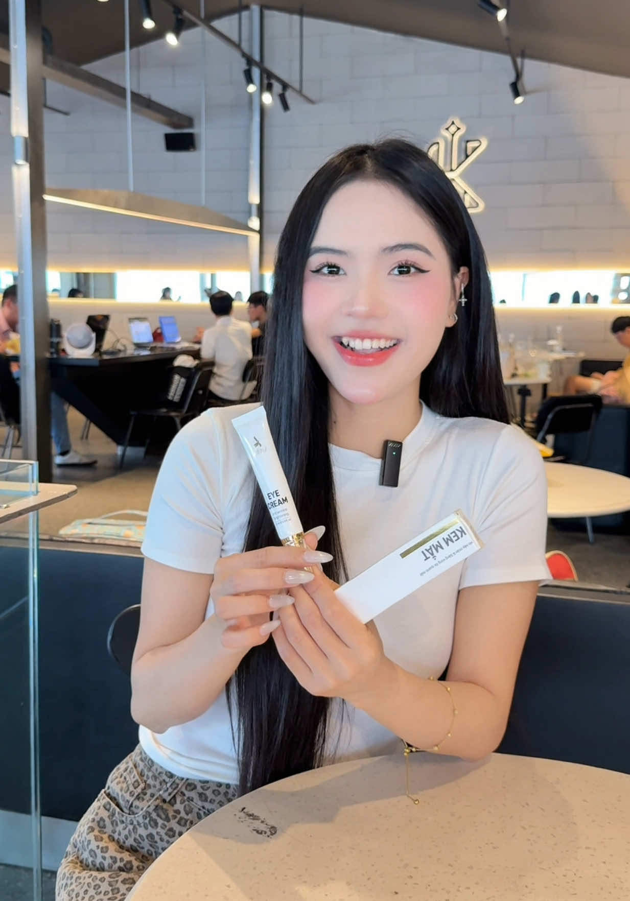 Kem Mắt Abera 15ml Hổ Trợ Giảm Nhăn và Thâm Mắt Hiệu Quả #kemmatabera #abera 