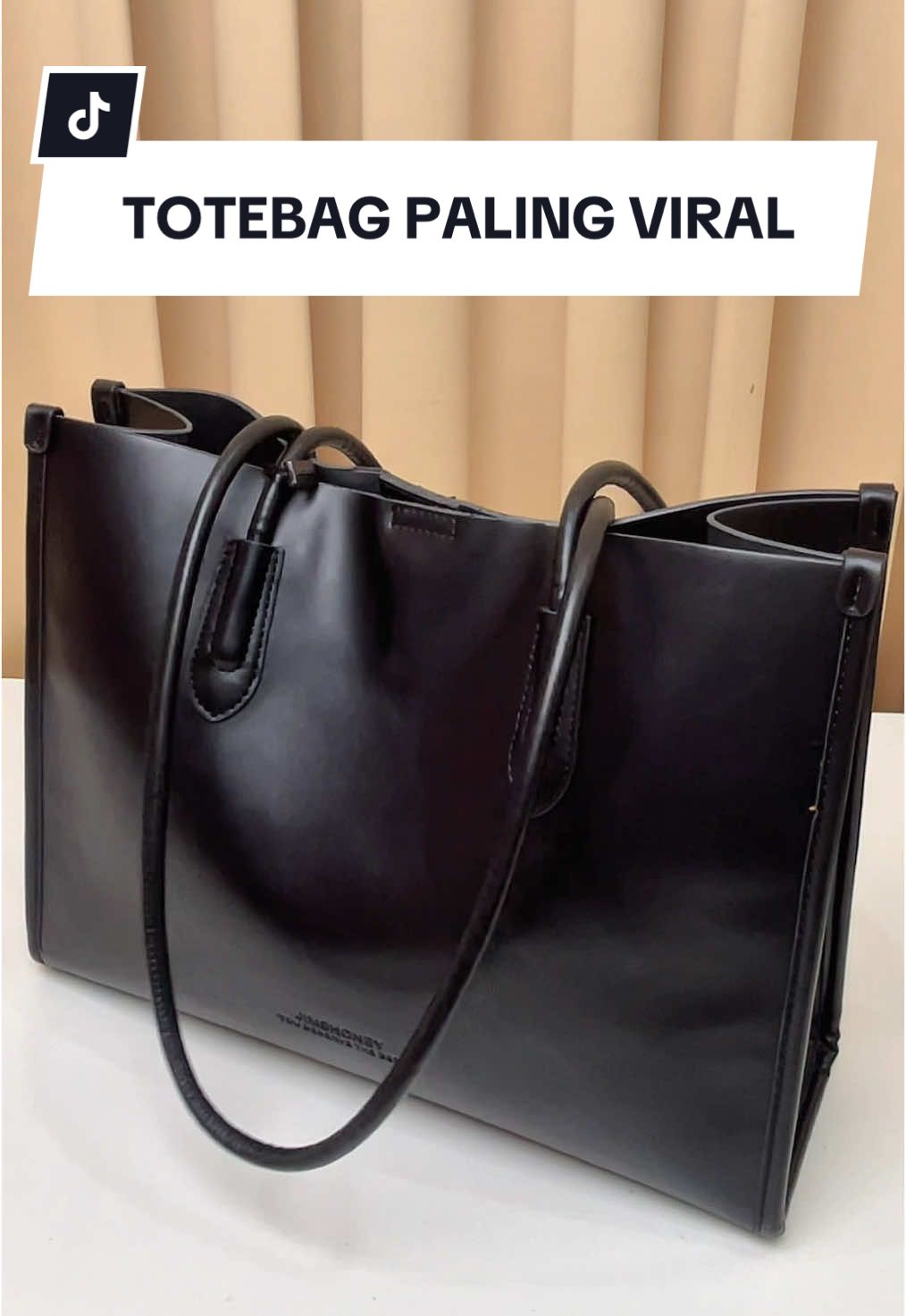 Totebag gen z ini cocok banget buat kamu pake kuliah 😍✨ buruan deh checkout Sasha Bag Jims Honey sebelum kehabisan 🥰 #sashabagjimshoney #Jimshoneysurabayastore  #RamadanEkstraSeru #WIBGajian #BeliLokal -rm