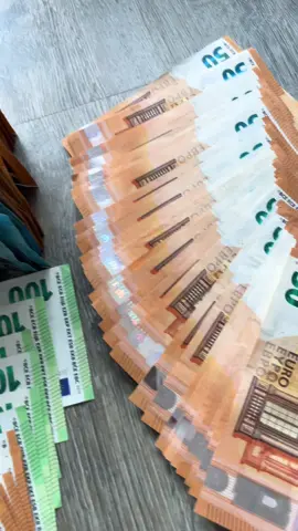 #money #moneytiktok #kash #euro #geld #moneyglitch #100euro 