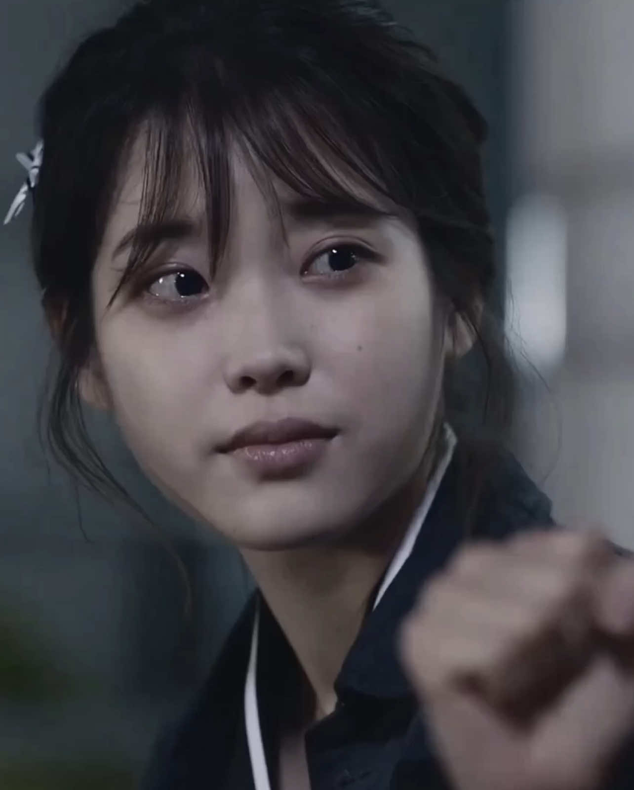 وعدت وحيداً…!!  #explore #fyp #kdrama #foryou #Love #tiktok #korea #اكسبلور #كيدراما #mymister #عزيزي_الاجاشي 