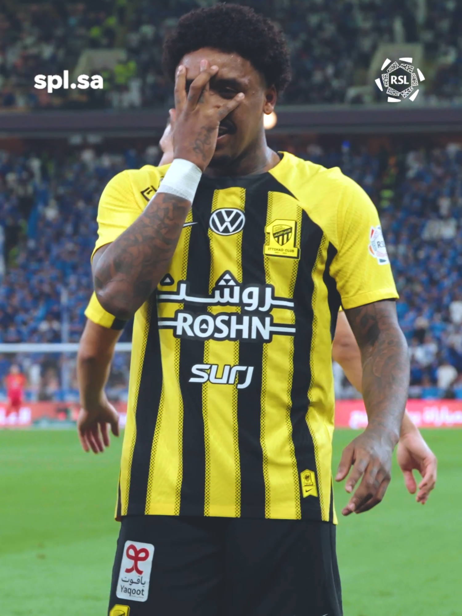 Dubbelklapper: Steven Bergwijn in de #SaudiClasico 🇳🇱 #SPL  #netherlands