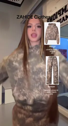 @𝐙𝐀𝐇𝐈𝐃𝐄  |follow me| #lunatix #dc #zahide #zahideclothes #zahideoutfits #weekday #weekdayfashion #fyp 