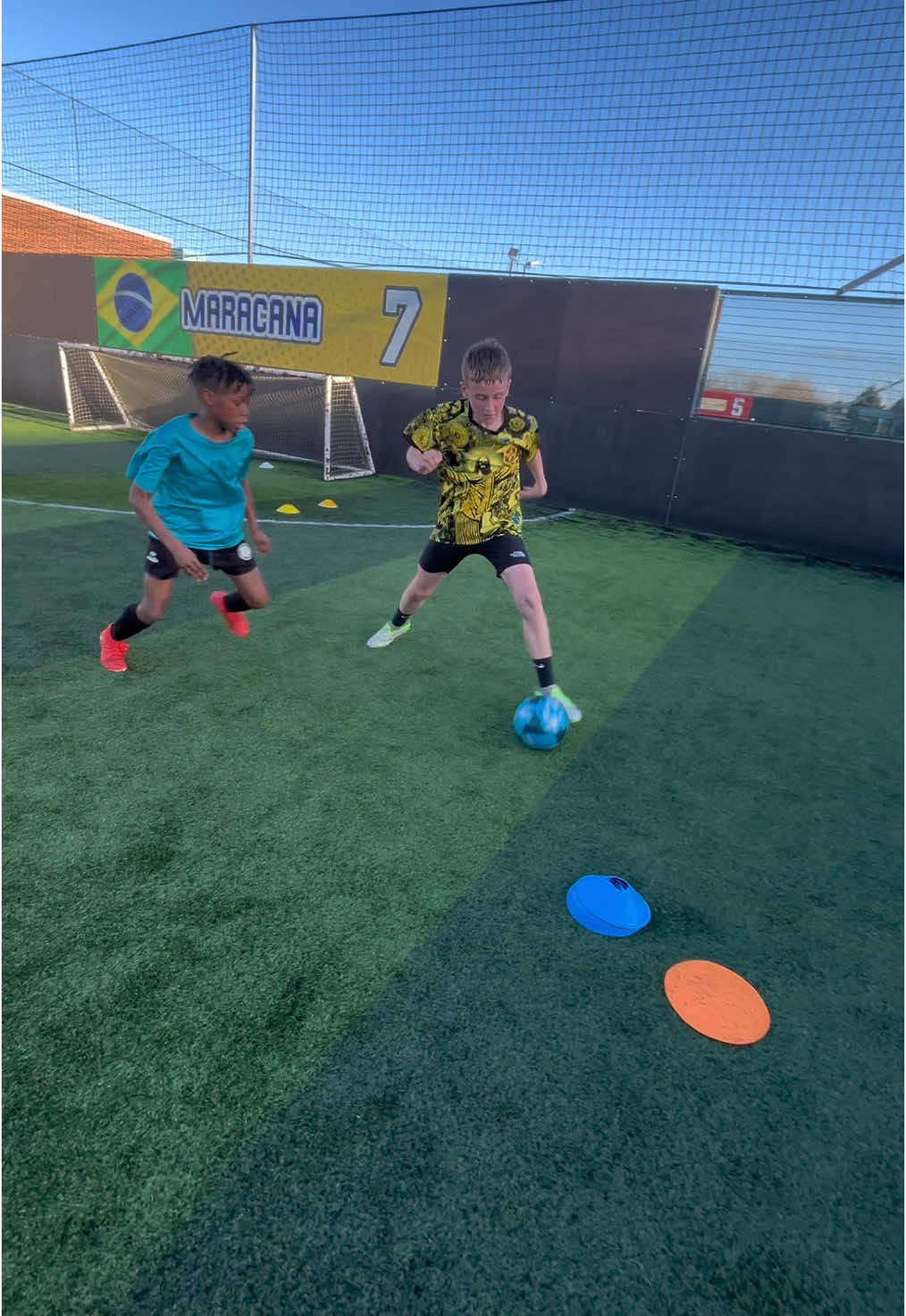 Bristol city academy players looking to develop and improve on their 1 v1 ability and focusing on correct body positioning, reading the game, and knowing when to engage or hold their ground. It’s all about anticipation, decision-making, and closing down the attacker’s chances of success. The small details make the biggest difference! #Reels #football #fyp #foryoupage #tiktokreels #footballtiktok #coaching #training 