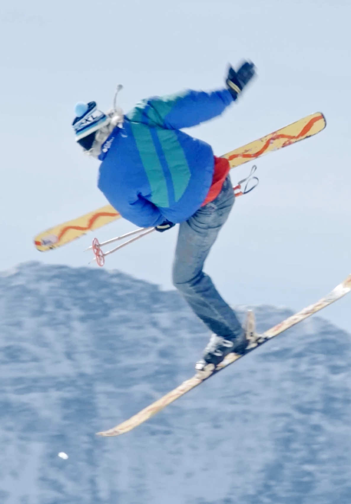 88 mph? That’s not the future, that’s my warm-up speed 🌭👑 #ski #hotdoghans 