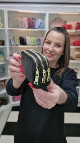 These have been so popular already 🔥  Ideal for organising all of your essentials into a handy triple compartment purse.  These are ideal for swapping between bags and keeping all your essentials to hand.  Cash, cards keys and more.  Perfect little gifts and available in a range of fab colours. ❤️ #organiser #bagorganiser #purse #smallpurse #gift #handbags #leather #essentials #whatsinmybag #handbag #newproduct #fyp 