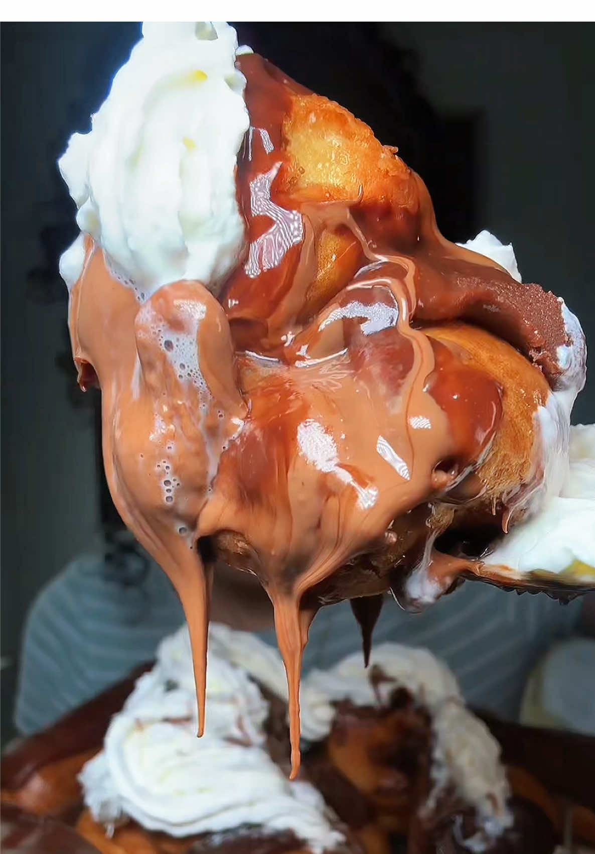 Profiteroles and eclairs mukbang this was so bomb 💣 #profiteroles #eclairs #mukbangeatingshow #eatwithyazyum #chocholate #whippedcream 
