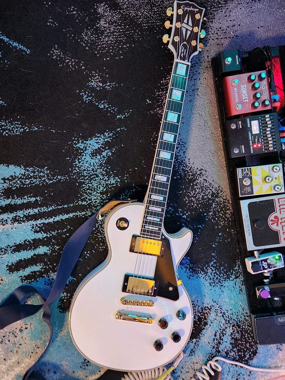 😫🤍👌🤍😭🤍🤘🤍🥹🤍😤🤍💪 Epiphone Les Paul Custom in Alpine White... I may have splurged at @Long & McQuade sale this weekend, oopsie 😅 #guitar #epiphone #lespaul #newguitar #lespaulcustom #newguitarday #gibsonlespaul