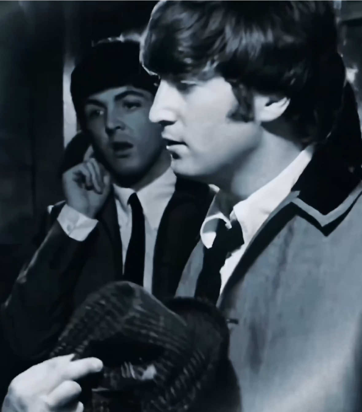 ignore how quiet this is #johnlennon #johnlennonedit #thebeatles #thebeatlesedit #foryoupage #fypシ #xyzbca #viral #trending #vsp  dt: @𝐸𝓂𝒾𝓁𝓎 𝐻𝒶𝓇𝓇𝒾𝓈𝑜𝓃 @a @🕷️𝐄𝐯𝐞🕷️ @∘₊✧─ 𝒞𝒶𝓎𝓁𝒾𝑒 ─✧₊∘ @Maribel @momo 💭 @hayley 🪲 @ʚ  star🪲  ɞ @S✮ @lennibunn ౨ৎ @✭𝐕𝐚𝐧𝐢𝐥𝐪𝐱✭ @❦ @gaby ౨ৎ @emma @mel🥀 @️ 