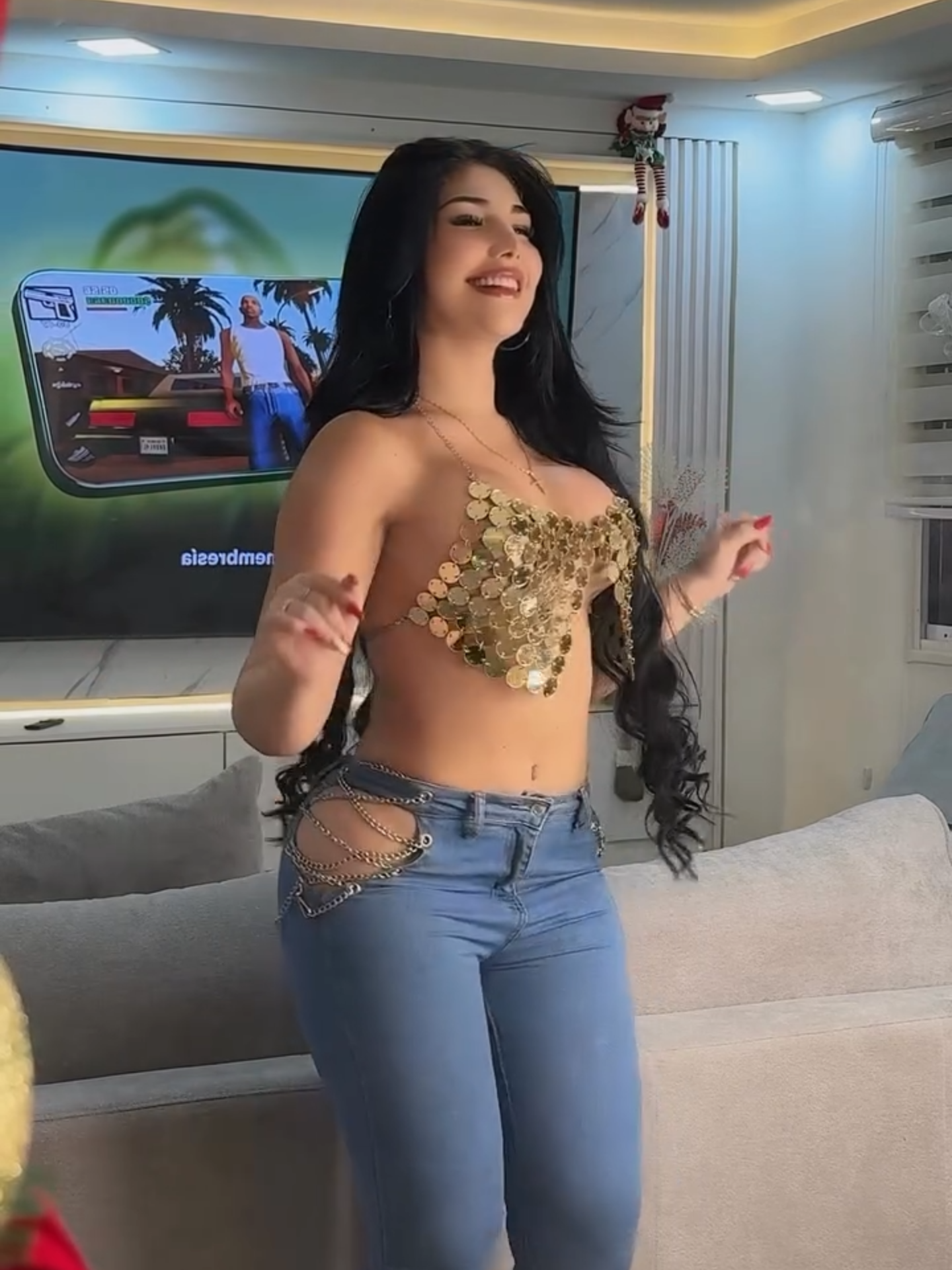 Tu voz me susurra cosas que no puedo ignorar... 😈💘 #onlyforyou #loveyou #longhair #cutemakeup#christmas #goals #deli #bootydance #ufffas #bombon #dancegirl #bikini #guapastiktok #chuladademujer #urbano #reggaeton #viralmusic #perreito #romantic