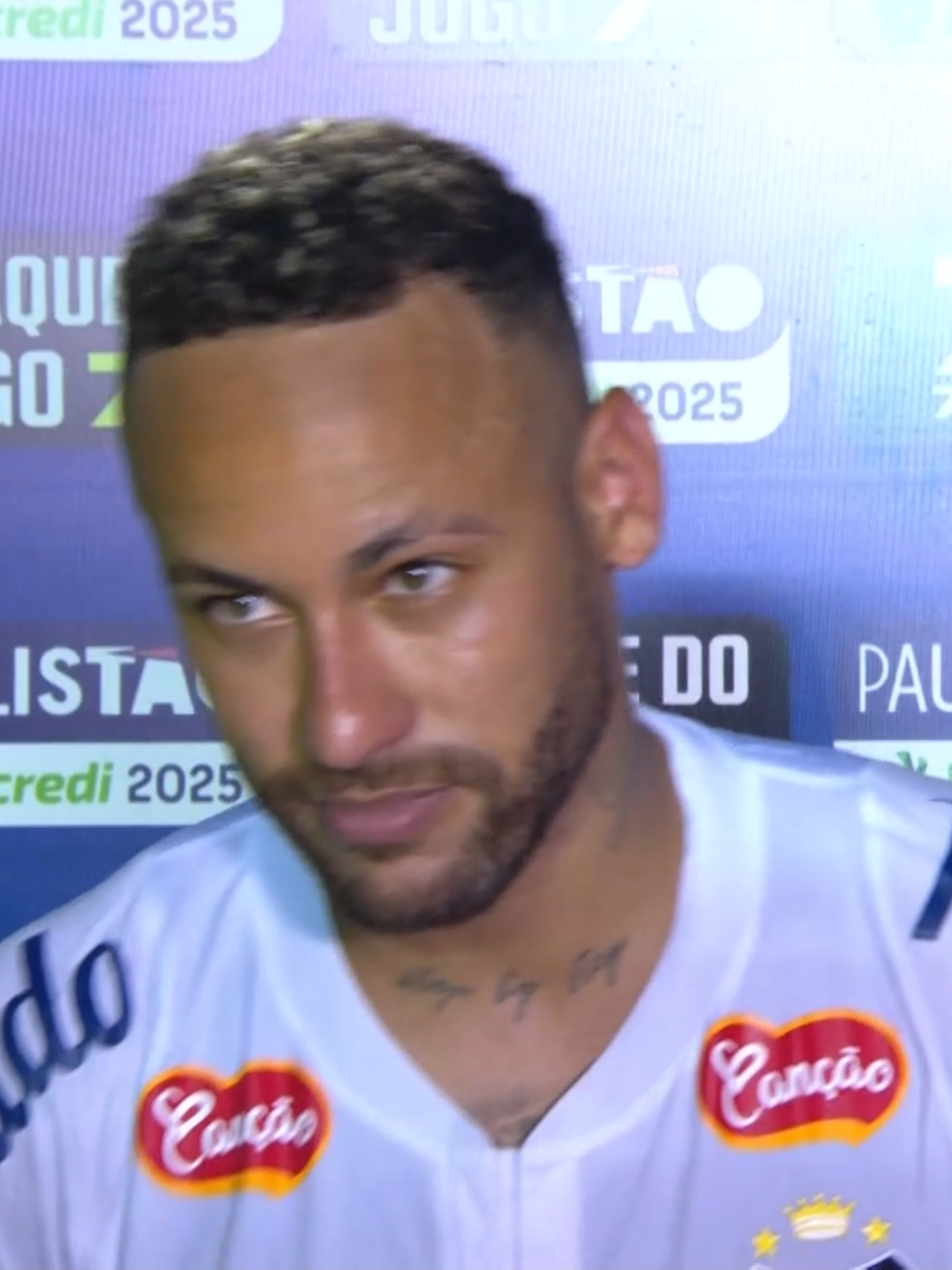 ENTREVISTA COM O NEYMAR! 🎙️O camisa 10 do Santos comentou os bastidores do golaço olímpico contra a Inter de Limeira e a discussão por gramados naturais! ⚪⚫🐳 #Tiktokesportes #footballtiktok #foruyou #santos #santosfc #neymar #neymarjr