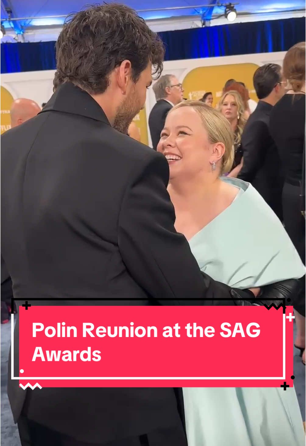 The scream we scrumpt seeing this adorable #Polin reunion at the #SAGAwards ! 😍 #Bridgerton #NicolaCoughlan #LukeNewton #2025SAGAwards 