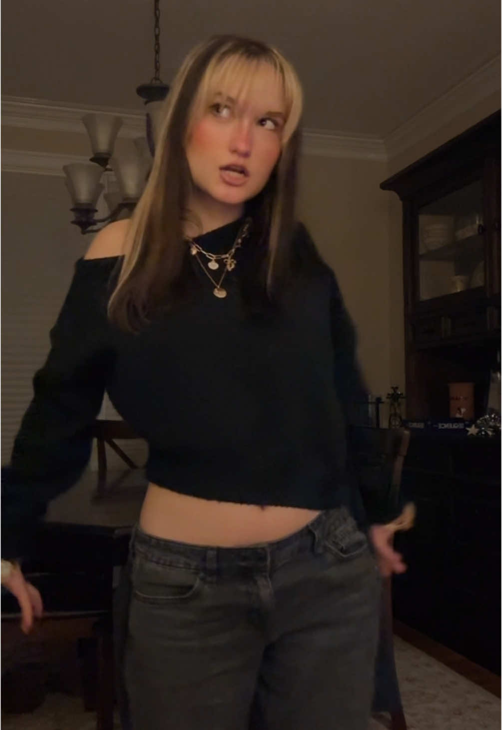 Outfit for closing night 🎵 #fyp #girlblogger #outfitinspo #inspo #viral #trend #manilamywinna 