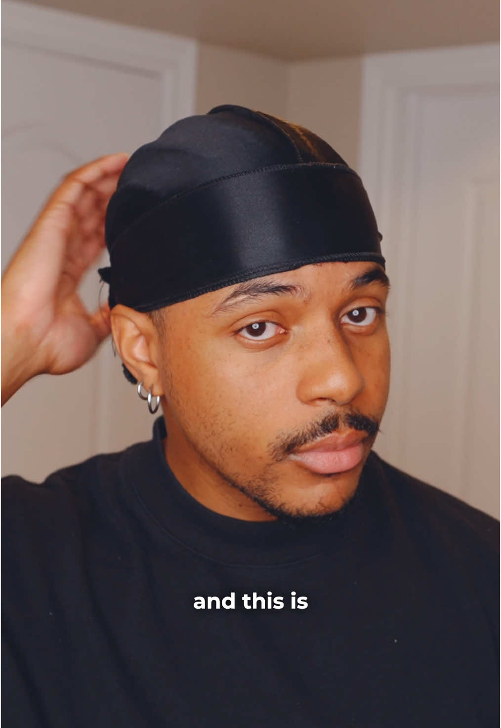 Having a durag is key to braid maintence but you can tie it wrong & cause that middle mark to appear on your foreground. You know I got you so no need to worry about it anymore #braidstyles #durag #braids 