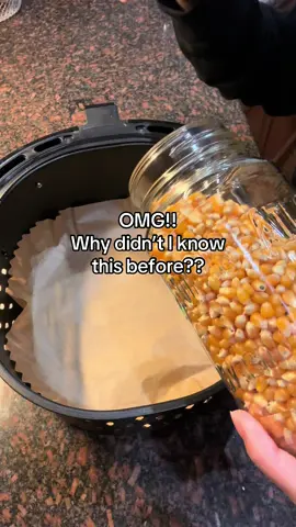 Omg!! Why didn’t I know this sooner!#lifehackstiktok #momlife #easytips #easytips #viral #popcorn #airfryer #kitchen #KitchenHacks #popcornhack #tips #trick 