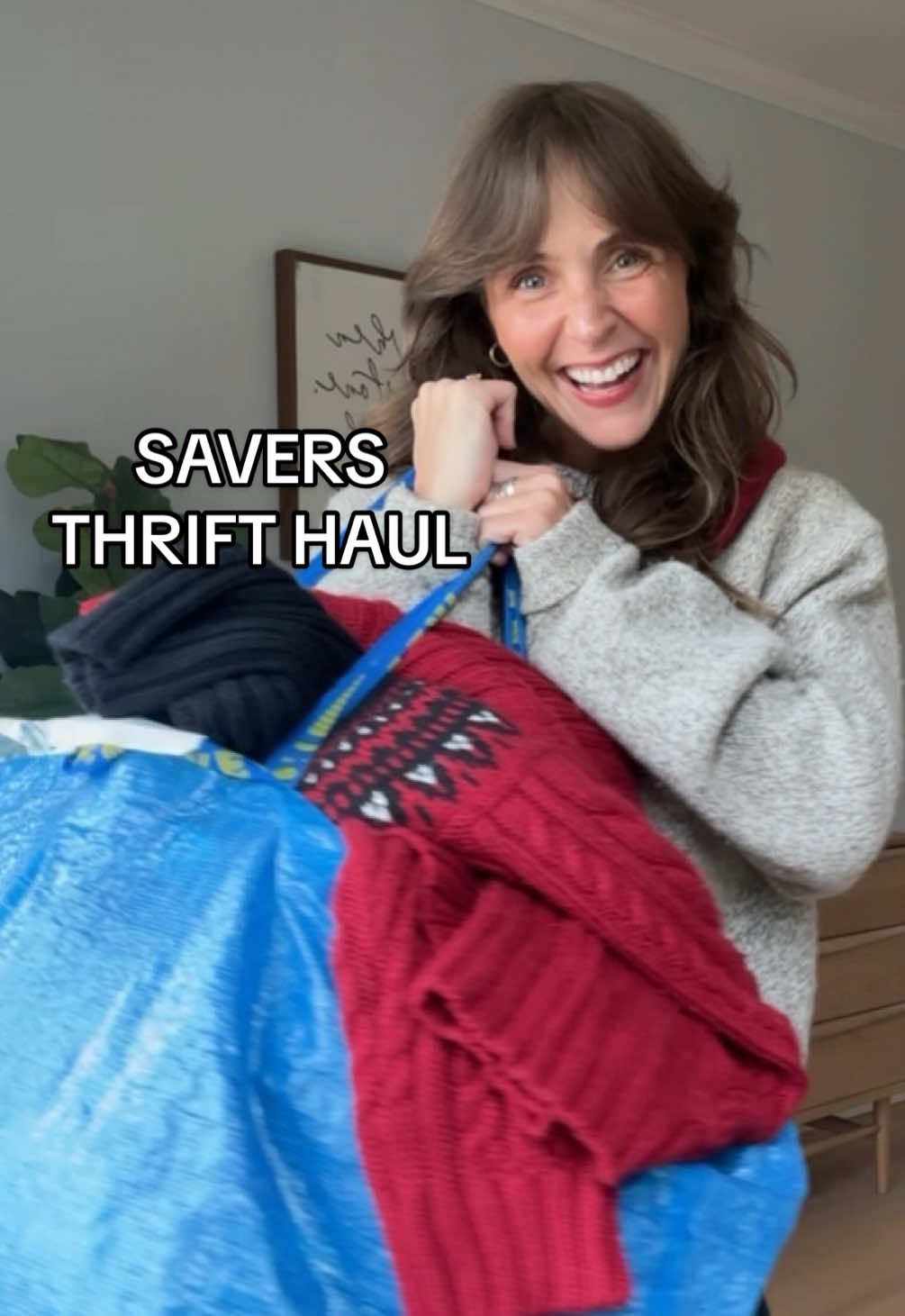 LIIIVE for an unintentional thrift gods blessing 🥰🙌🏽🥳✨ #thrifttok #thrifthaul #savers 