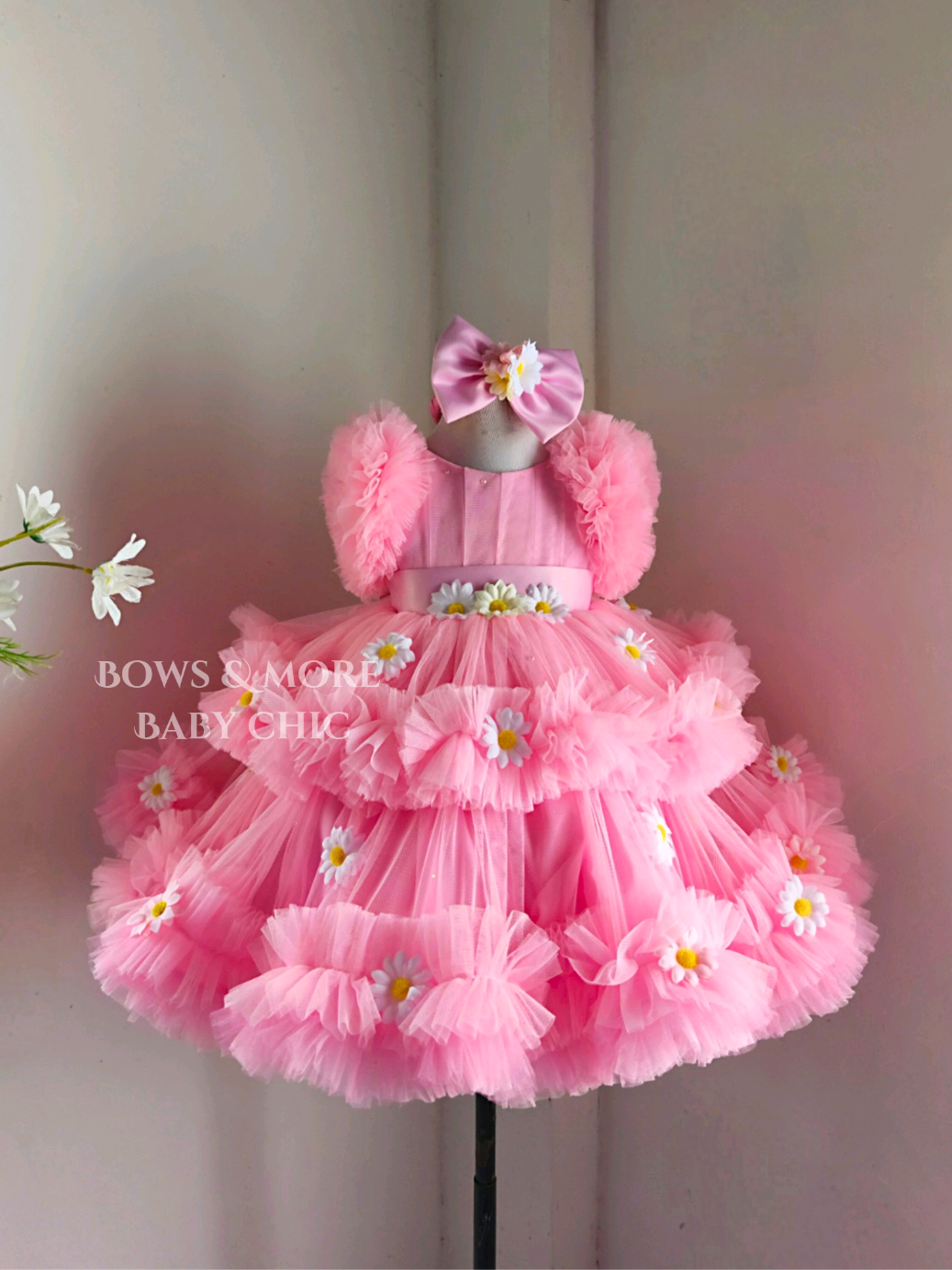 DAISY IN PINK SHADE ✨ #daisydress #daisythemedbirthday #bowsandmorebabychic #boutique #fypageシ #fypage #fyppppppppppppppppppppppp 