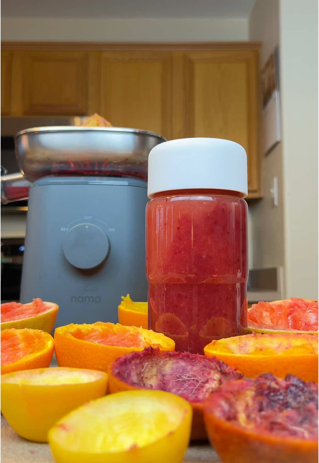 👀 at the cutest little helper 🥰 juicing made fun for everyone of all ages! this citrus attachment is such a fun & easy way to get the kiddos involved. get a free citrus attachment with a @Nama J2 juicer (only through 2/24). 🍊 grapefruit 🍊 orange (mix of navel & cara cara) 🍊 blood orange 🍋 lemon juicer: Nama J2 code: ANNA10 (10% off!)