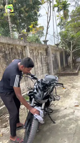 বাইক কার?🥹🤣#vairalvideo #unemployedpublic #funnyvideos #foryoupageシforyou #প্লিজ_সবাই_কপি_লিং_করে_দেন🙏🥀 #আইডি_তে_ওয়ার্নিং_চলে_আসছে_😭😓 #প্লিজ_সবাই_কপি_করুন_🙏 