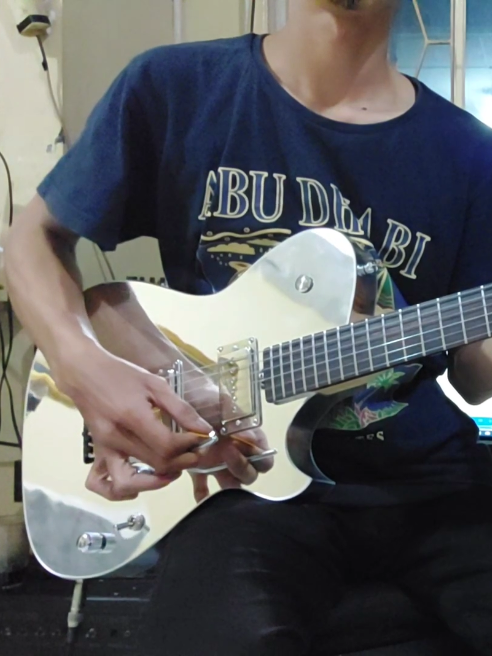 Knight of Cydonia (Wembley version) - Muse guitar cover #muse #mattbellamy #knightofcydonia #mirror #mirrorguitar #mansonguitar #floydrose #killswitch #guitarlove #guitar #guitarist 