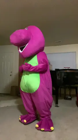 Goodbye Everyone. Goodbye Mr. Boyd. #jasonalexanderple #barneythedinosaur #barneycostume #barneyandfriends #barneyfanforlife #barneyfans 