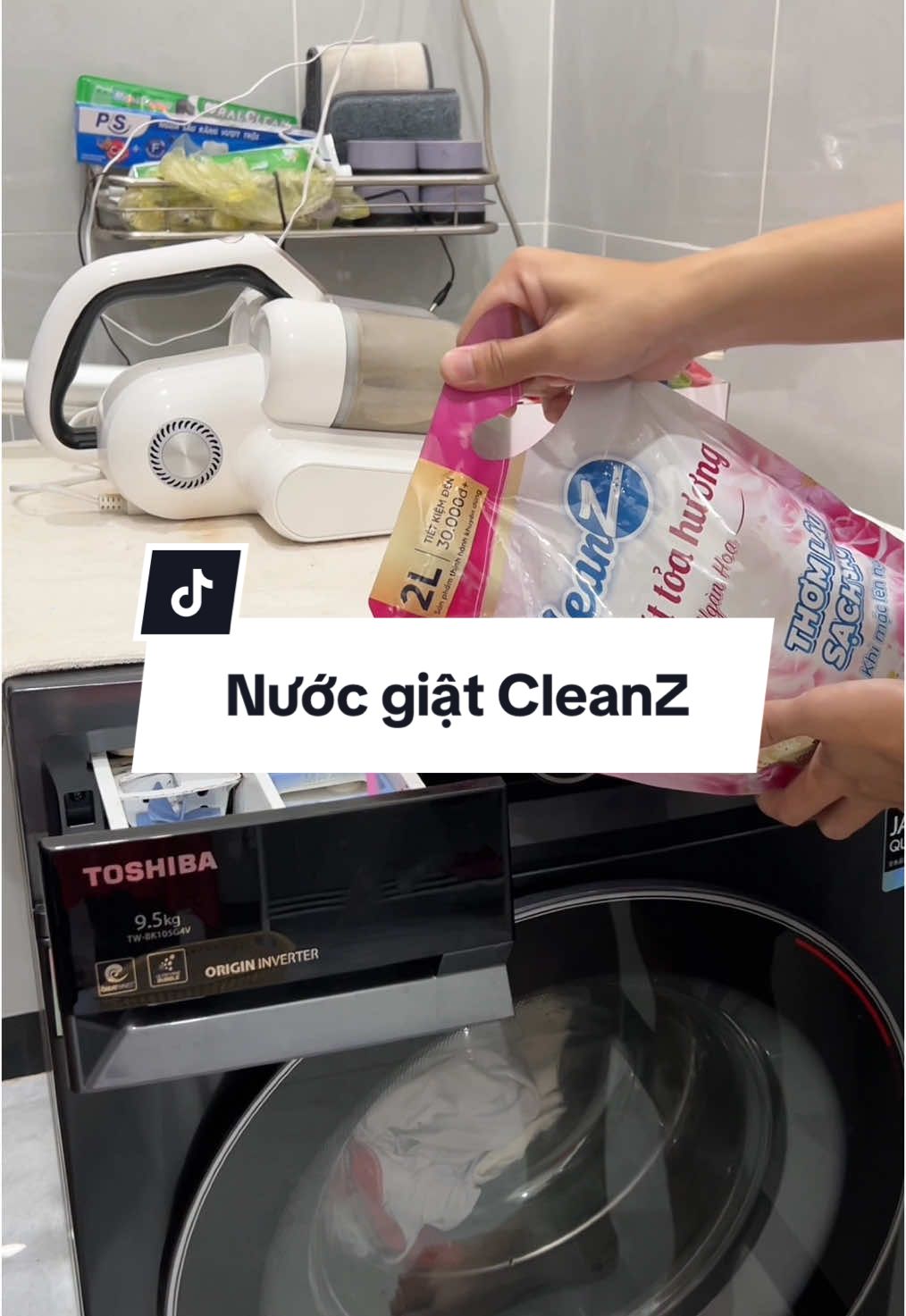 Dùng nước giặt này đỡ tốn tiền mua nước xả #review #xuhuong #aikomi #cleanz #nuocgiatcleanz 