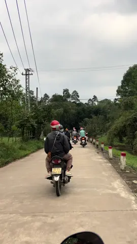 good morning Vietnam 🇻🇳 #fyp #travel #traveltiktok #vietnam #vietnamtravel #solotravel #southeastasia #southeastasiatravel #goodmorningvietnam 