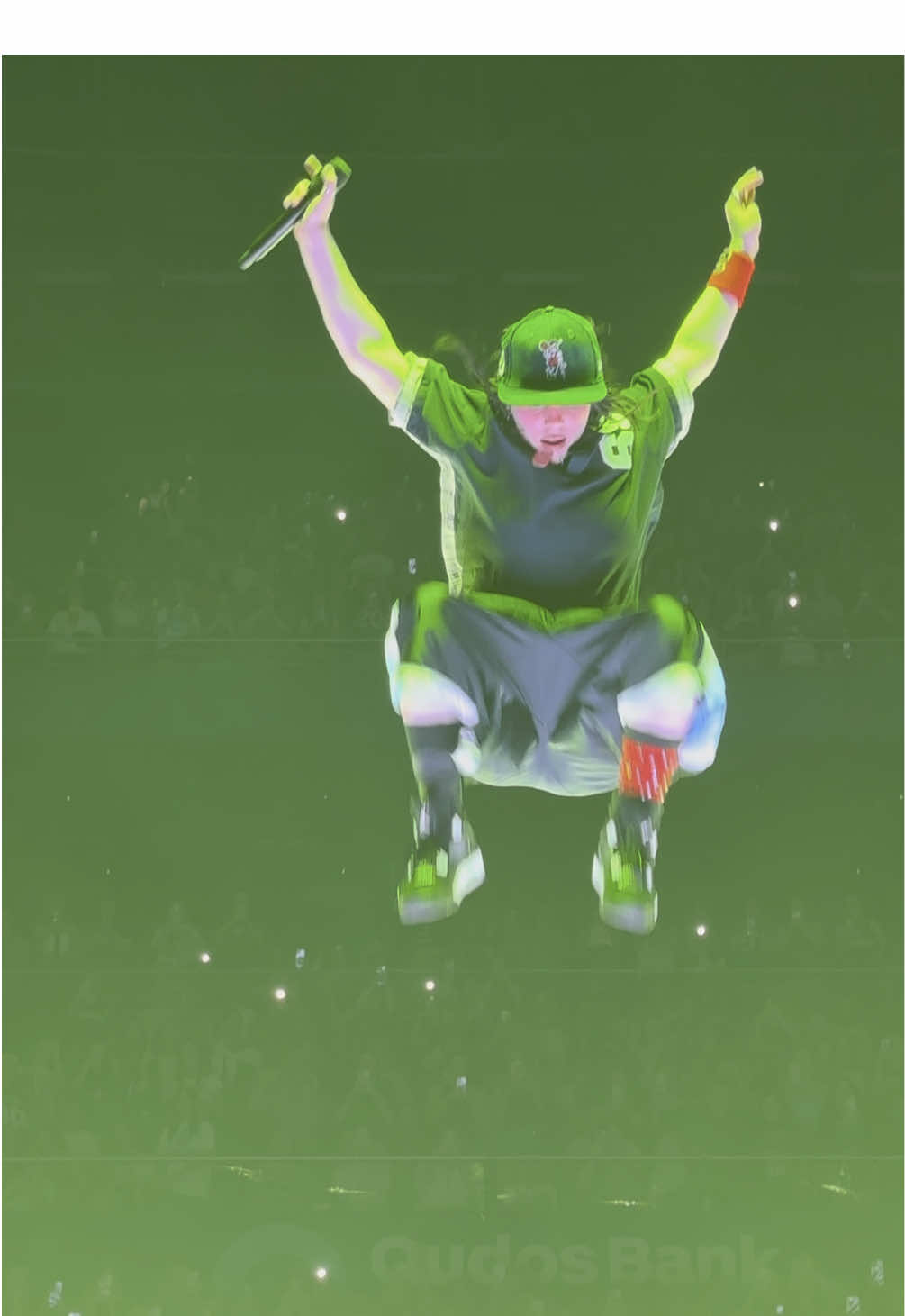 GUESS LIVE >>> #billieeilish #hmhas #hitmehardandsofttour #hmhastour #guess #happierthanever #wwafawdwg #concert #sydney 