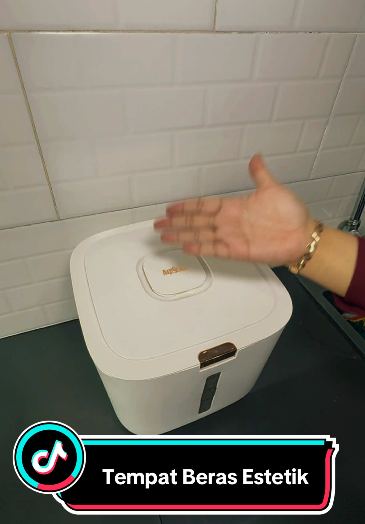 Tempat penyimpanan beras estetik nih bund buruan di cekout dikeranjang kuning yaa#xybca #tiktokaffiliate #affiliatepemula #xybca #omyshop1 