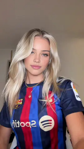 BELLE FOOTBALLEUSE SEXY WOMAN ET JOLIE 🙂😘 Beautiful Beauty Girls and Women football Girl 🙂 #beautiful #woman #girls #cute #football #foot #mytype #filles #femme  #mytypeoffootballplayer #mytypeofwoman #parati  #foryou #fyp #beauty 