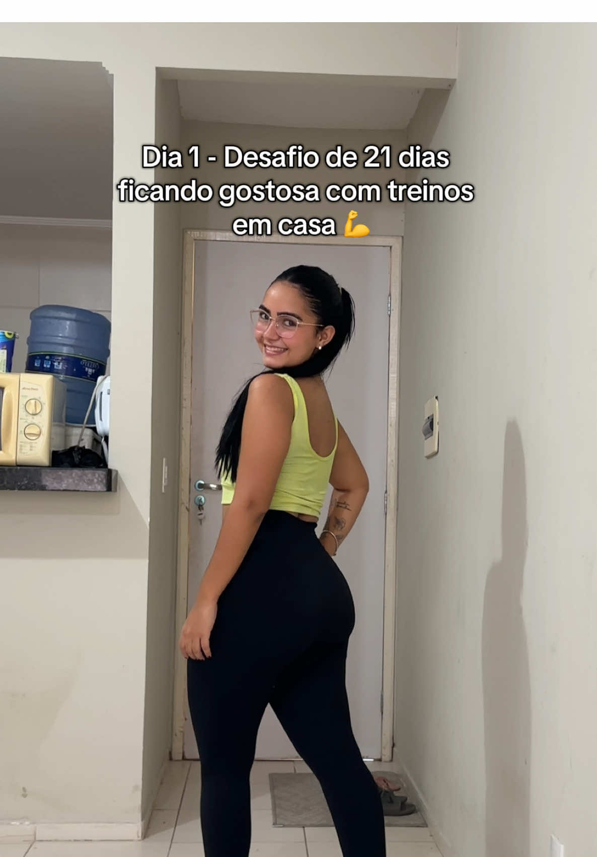 Primeiro dia do nosso desafio de 21 dias treinando  em casa 💪 Treinão de pernas para iniciantes 💖