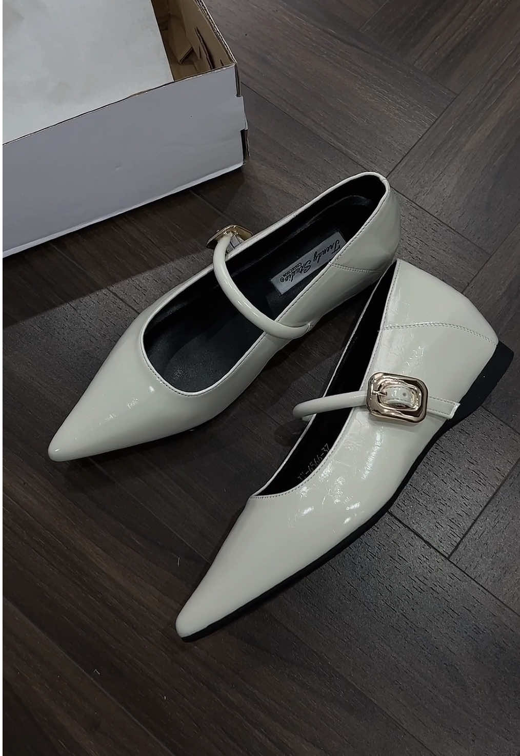 Giày mới chưa các nàng...#giaynuxinh #giaybupbebegai #thoitrangnu #phoidoxinh #tikhub #xuhuongtiktok 