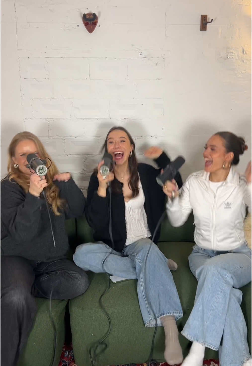 bisschen Pina-core muss manchmal auch einfach sein💞🫂