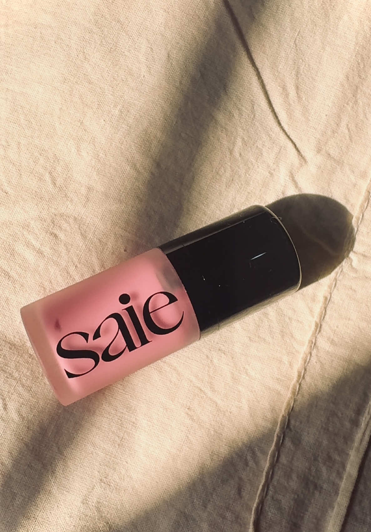 in love💗 @Saie  . . . . #ugc #ugccommunity #ugccreator #ugccontentcreator #ugcexample #ugcjourney #saiebeauty #saie #saiedewblush #dewblush #trending #fyp 