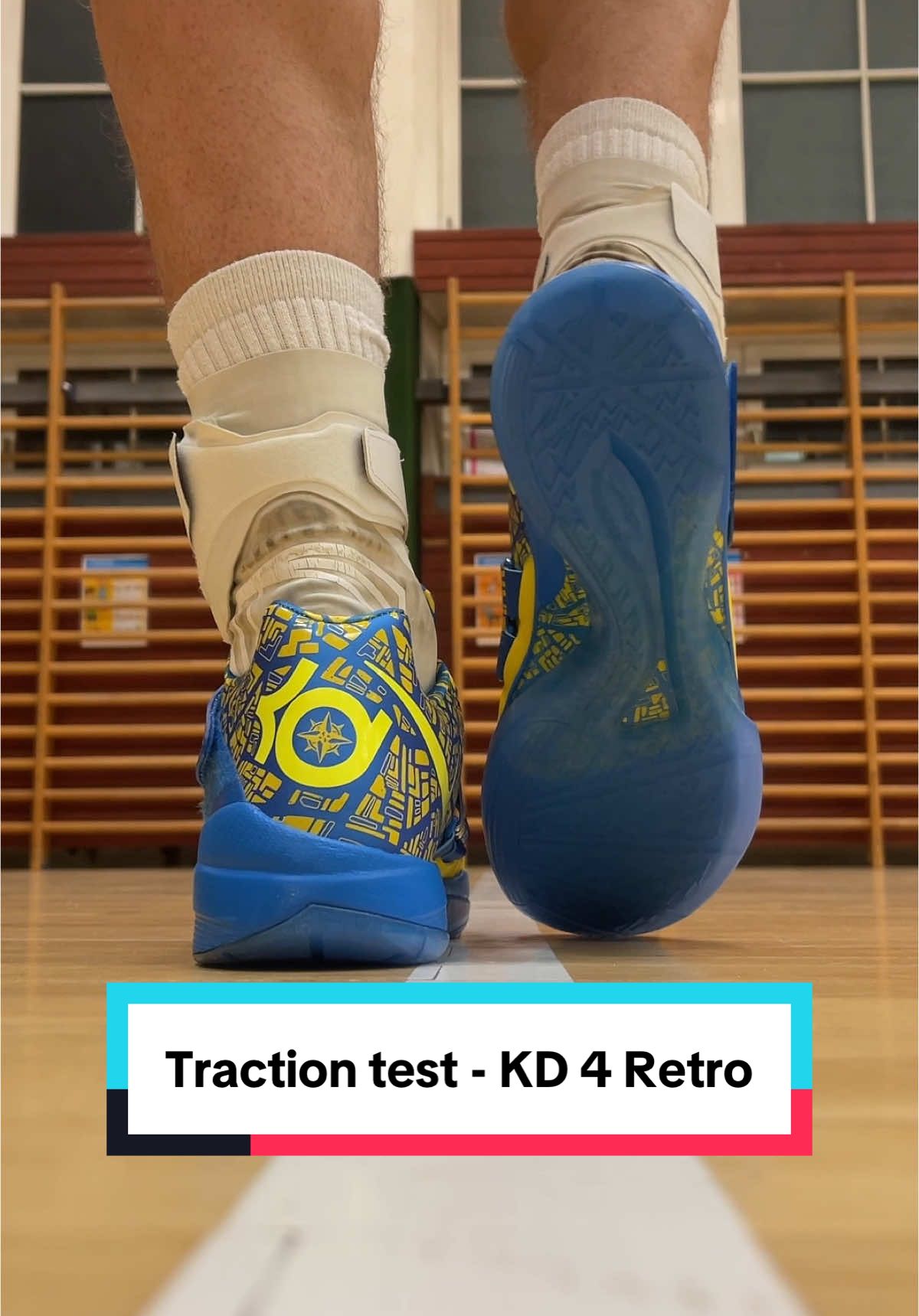 Who hoops in these? 💛💙 @Kickz  #basketballshoes #kd4 #kd4retro #nikekd #kevindurant 