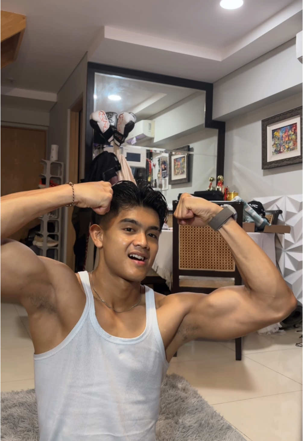Baby face and body strong 😂😂