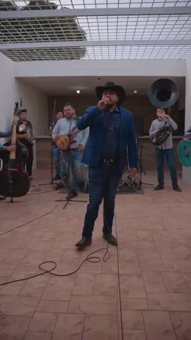 De topo hasta la sierra 🌊🌅🌲🪨 ⛰️ 🎶   A la orden plebes esperen próximamente música en vivo por todas las plataformas  #regionalmexicano #regional #fyp #fypシ゚ #viral #corridos #corridosbelicos #corridoschingones 