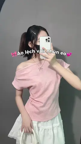 chiếc áo thun trễ vai nè làm tui mê mẩn quá mấy bà ui  #xuhuong #trending #aothunnu #aothuntrevai #aothunnuxinh #aothunhovai #aothunkieu 