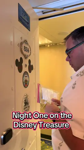 It’s night one on our Disney Cruise Line vacation on the Disney Treasure. We decorated our door with magnets and hung our fish extender. Dinner was at 1923 and tonight was movie night in the Walt Disney theater.          #DisneyTreasure #disneycruise #disneycruiseline #vacation #cruise 