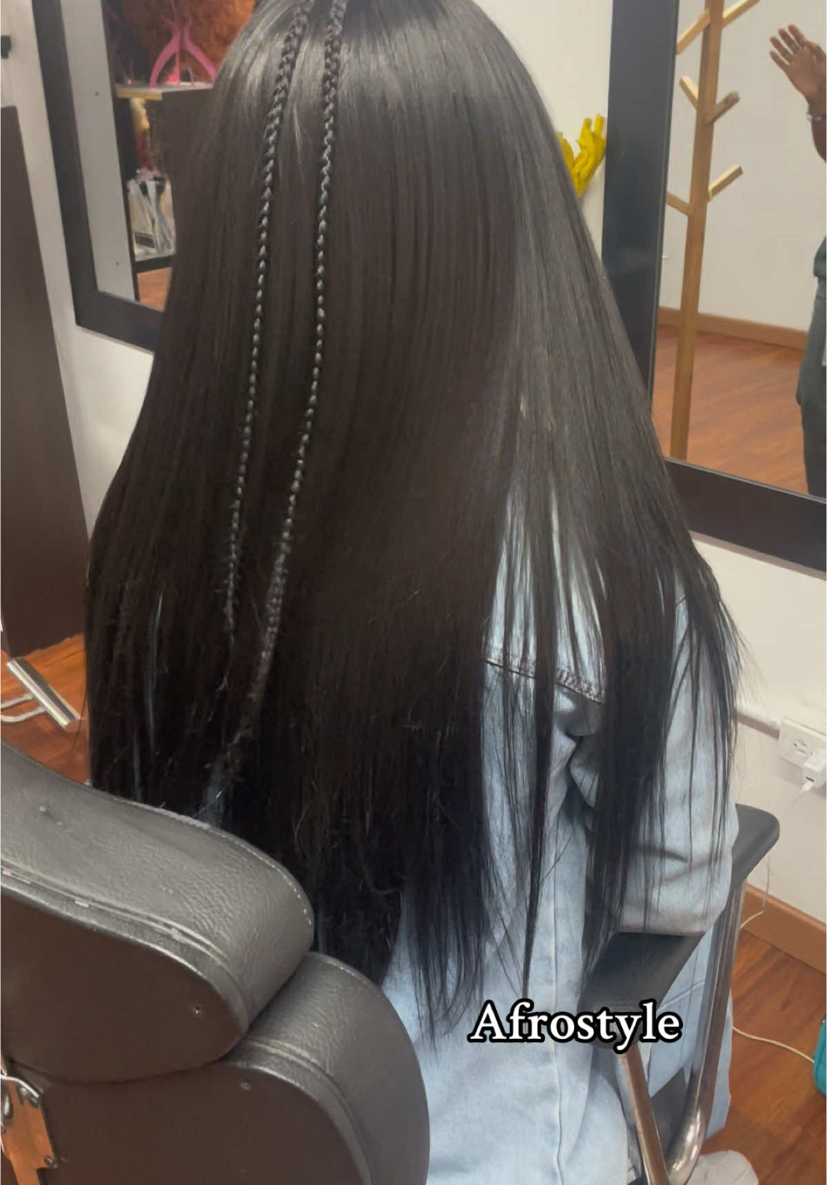 Afrostyle  🫶🏾La casa del pelo en Bogotá 🫶🏾 #peinados #afrostyle #extensionesdecabello #extensioneslisascabezacompleta 