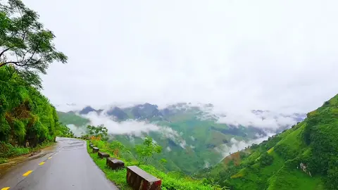 Có những khoảnh khắc muốn cũng chẳng thể lập lại được.. #phuot #canhdep #travel #fyp #touring #hagiang #chill 