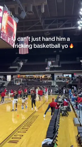 GET UP AND TEACH EM 🔥 @Pat Bev Pod (via:@kamster ^.^) 