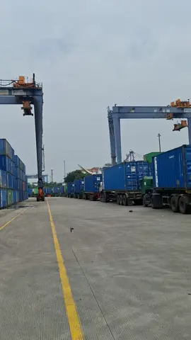 🥵🥵🥵🥵#putralautantrans #cctvtrailermodifikasi #fyp 