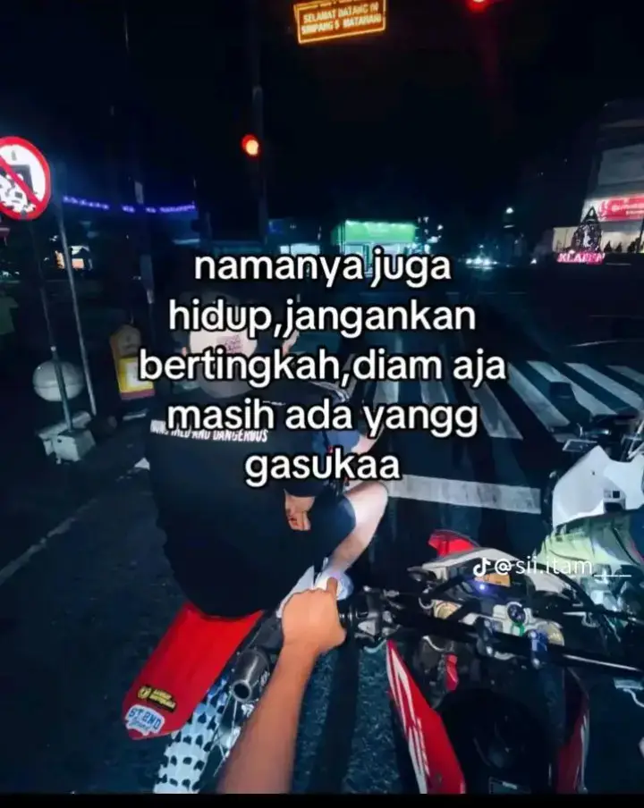 #fypage #katakatasindiran #fotogeser #xyzbca #semogafyp #fyppppppppppppppppppppppp #lewatberanda #fotogesertrend #4upage 