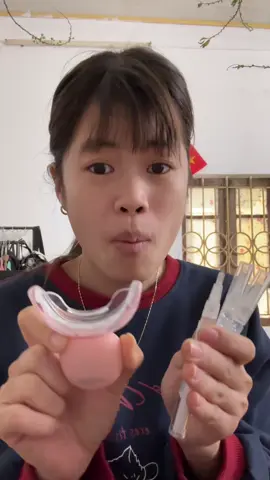 Răng trắng dáng xinh, tự tin mọi khung hình. Sắm ngay Smilee Extra White để có 1 nụ cười trắng sáng nào#tết2025🎇🎇 #xuhuongtiktok