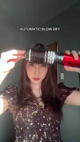 Brush na may blower na may curler pa! Ang nice diba hahaha ang ingay lang which is normal naman kahit dyson payan😂 #haircurler #hairblower #blowdry 
