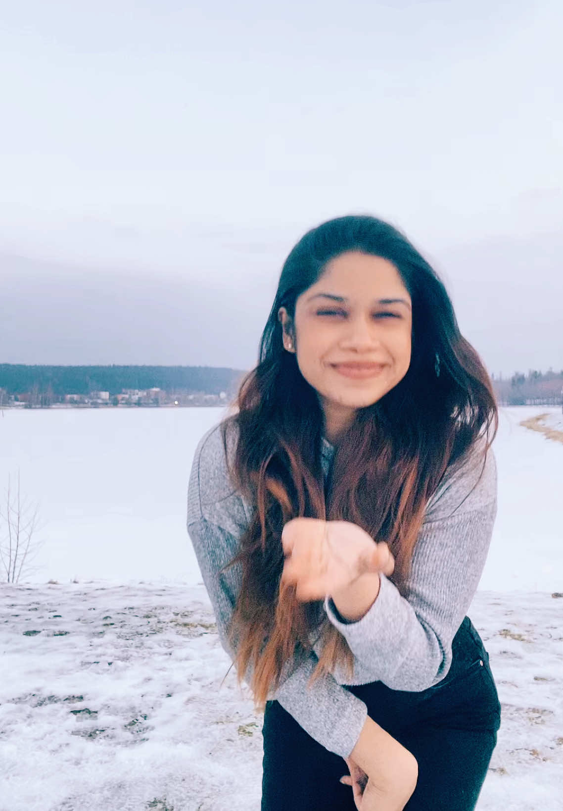 Haare haree Trending Dance cover with two nations remix💫💫🇫🇮❄️#loveonthemap #haarehaare #trending #indian #hindisong #viral #fyp #dance 