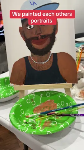 We painted each others portraits while we watched LIB ❤️😝🤣#coupleportrait #couplepaintchallenge #couplepainting 